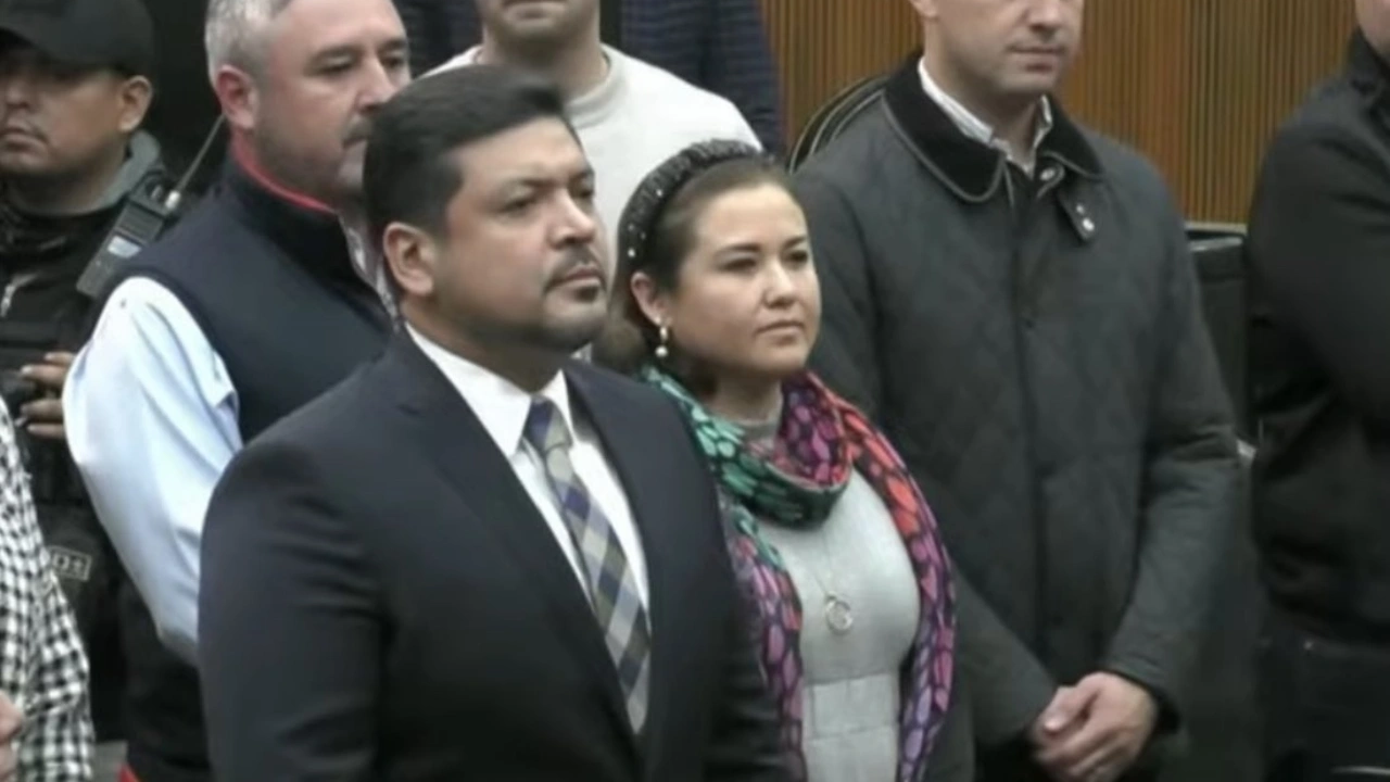 Polémica por "alucinaciones" de Orozco en sesión del Senado